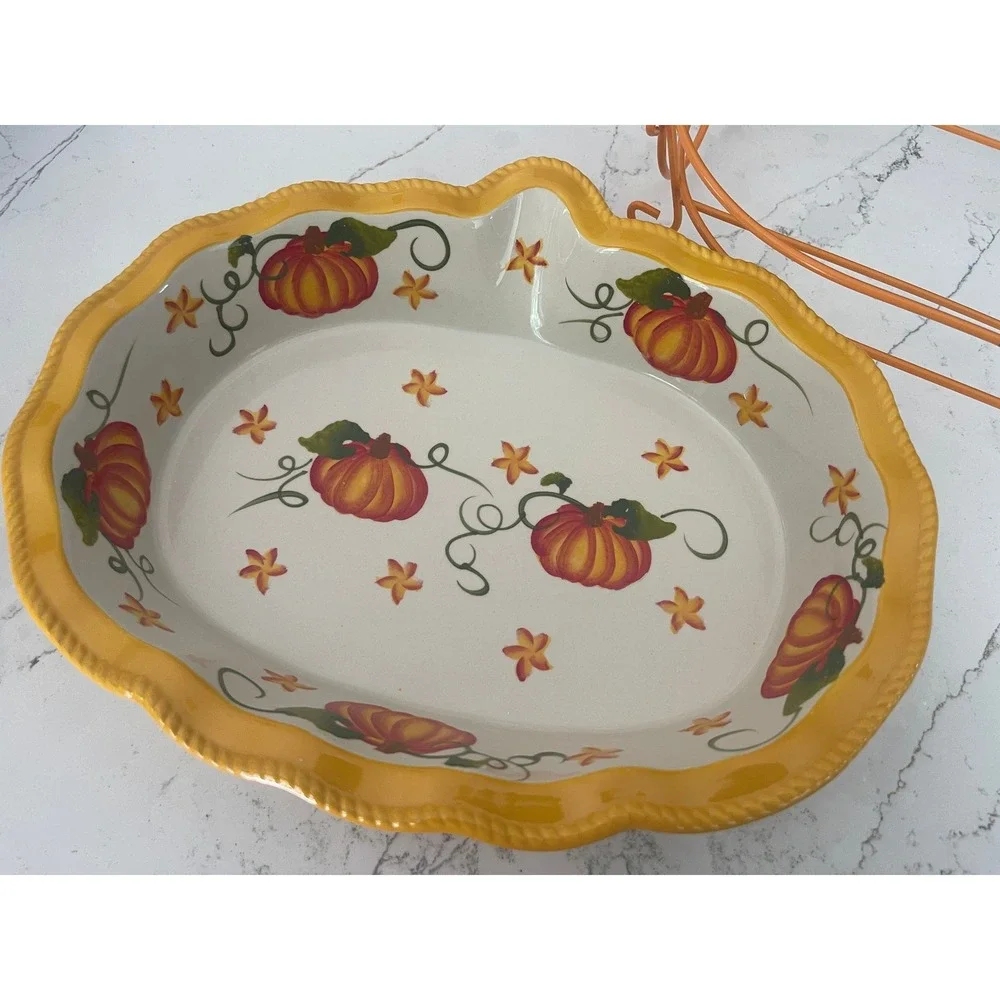 Temp-tations Old World Pumpkin Pie Plate with Rack 1.75 Qt Ceramic Baker NIB